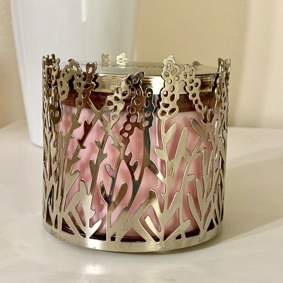 Bath and body works Candle holder. - Picture 5 of 5